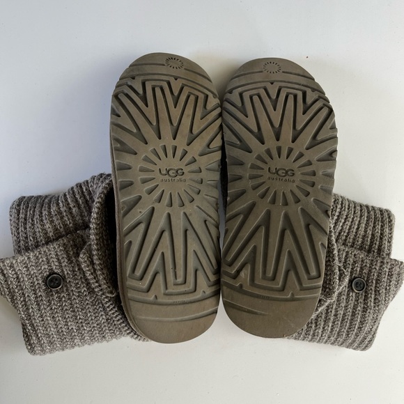 Ugg boots - Picture 5 of 6